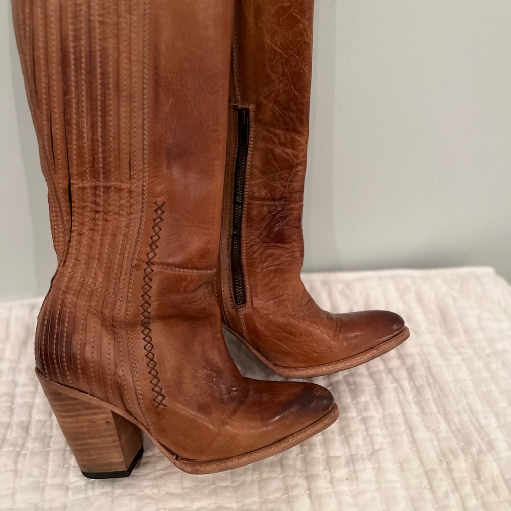 SOLD SOLD Freebird KNIFE boots Size 8